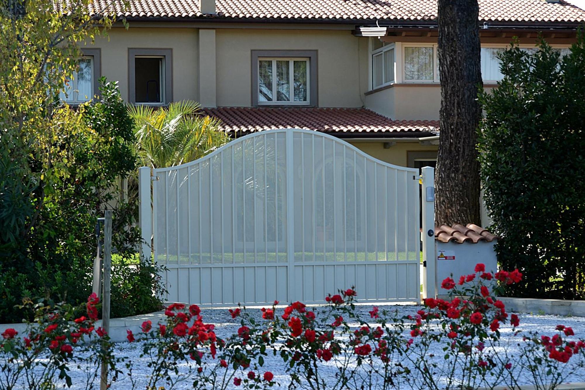 Cevoli Country Resort Lari Exterior foto